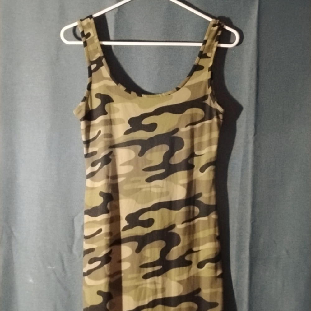 Camouflage midi dress